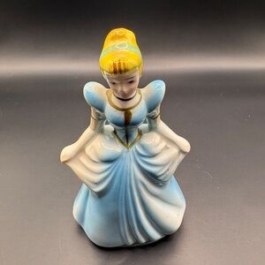 Cinderella Figurine by Wales Made in Japan